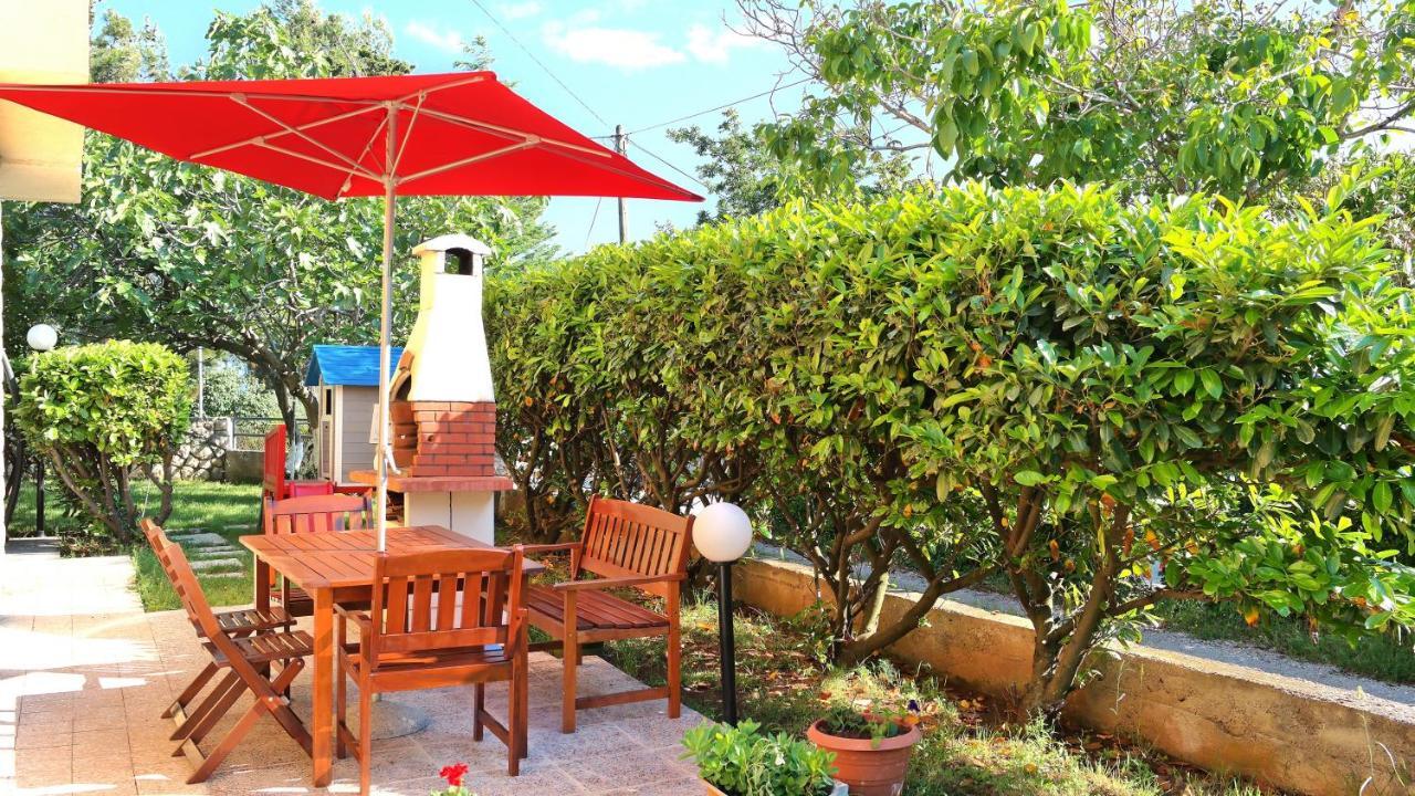 Holiday House Holek Šilo Buitenkant foto